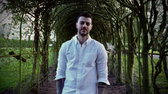 Parsa Vahedi MMV interview press shot